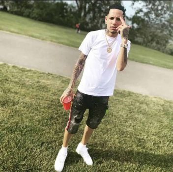 286A9334-14C5-4A4A-B71F-FE34E4BC0259