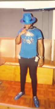 Screenshot_20220809-220444_Messages-3